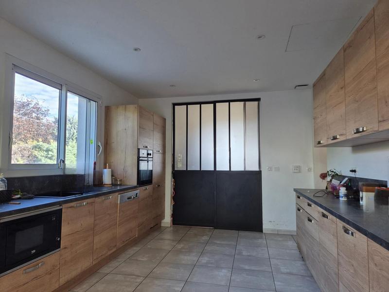 Maison - 170 m² - 7 pièces