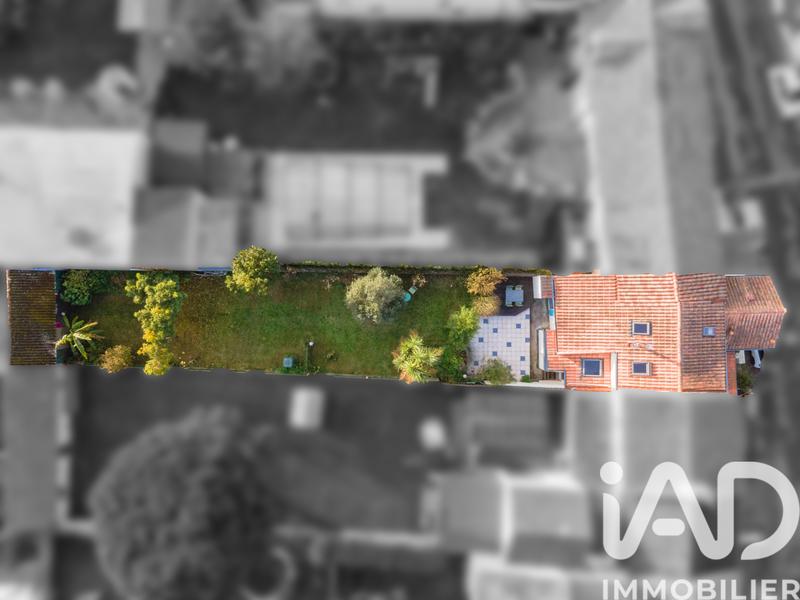 Maison de village - 90 m² - 4 pièces