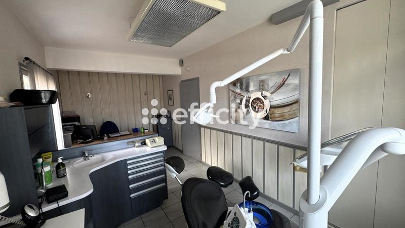 Bureau - 255 m² - 9 pièces