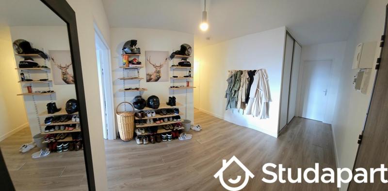 Chambre - 11 m² - 1 pièce