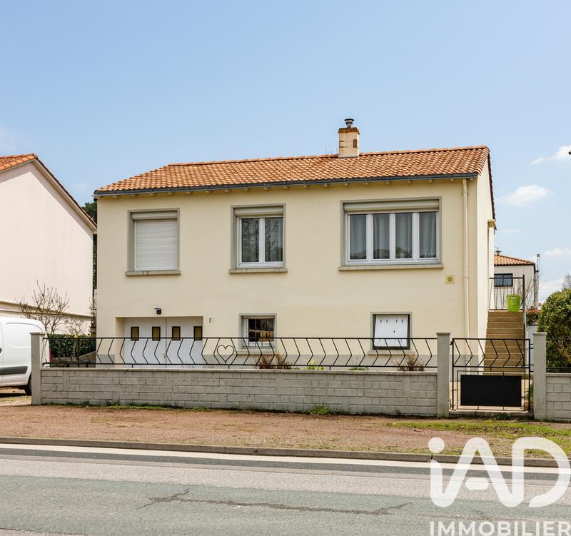 Maison - 89 m² - 5 pièces