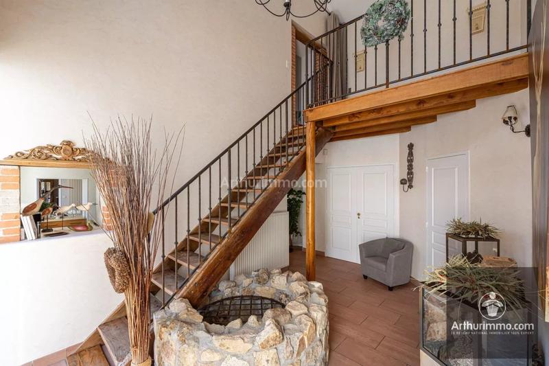 Maison - 425 m² - 13 pièces