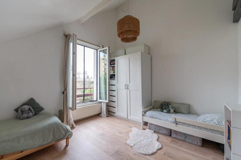 Maison - 100 m² - 6 pièces