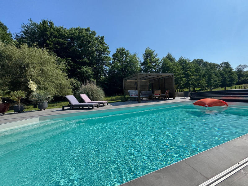 Maison - 292 m² - 7 pièces