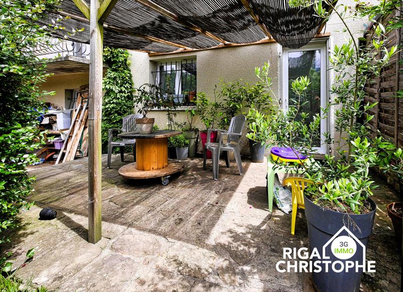 Maison - 93 m² - 5 pièces