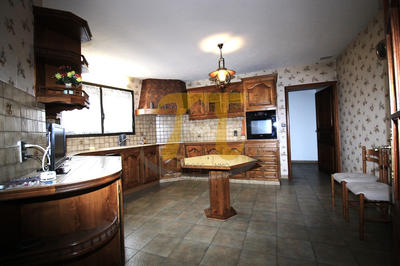 Maison - 191 m² - 5 pièces