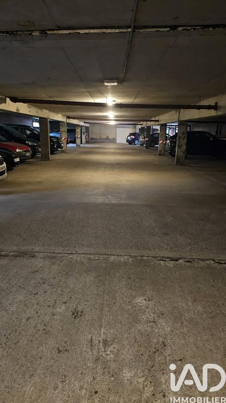 Parking - 13 m²