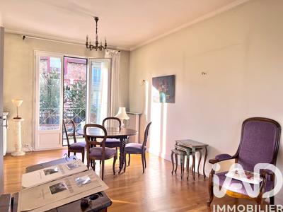 Maison - 106 m² - 5 pièces