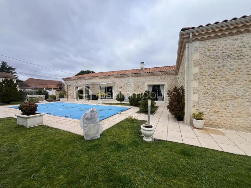 Maison ancienne - 180 m² - 5 pièces