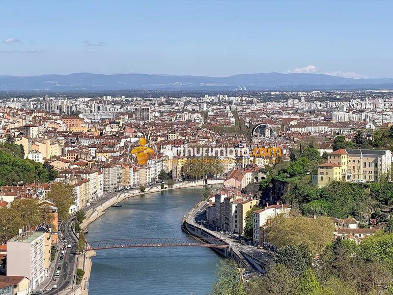 Appartement - 72 m² - 3 pièces