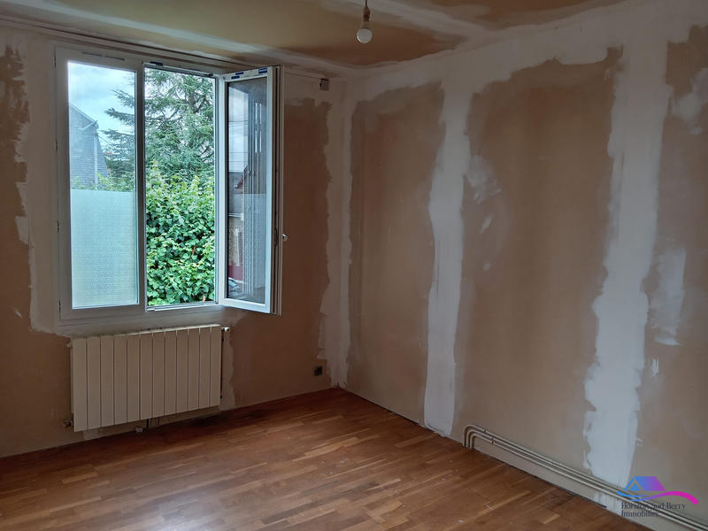 Maison - 90 m² - 4 pièces