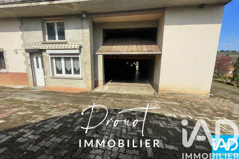 Maison - 227 m² - 8 pièces