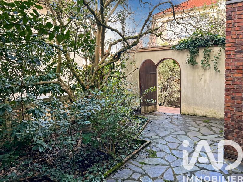 Maison - 195 m² - 6 pièces