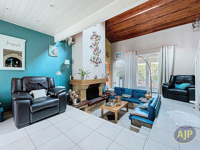 Maison - 145 m² - 6 pièces