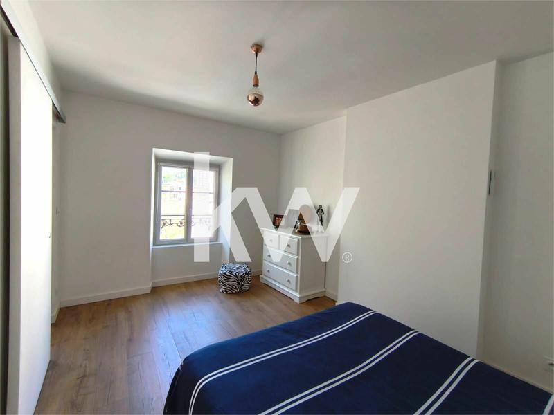 Appartement - 135 m² - 3 pièces