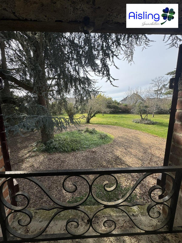 Maison ancienne - 196 m² - 8 pièces