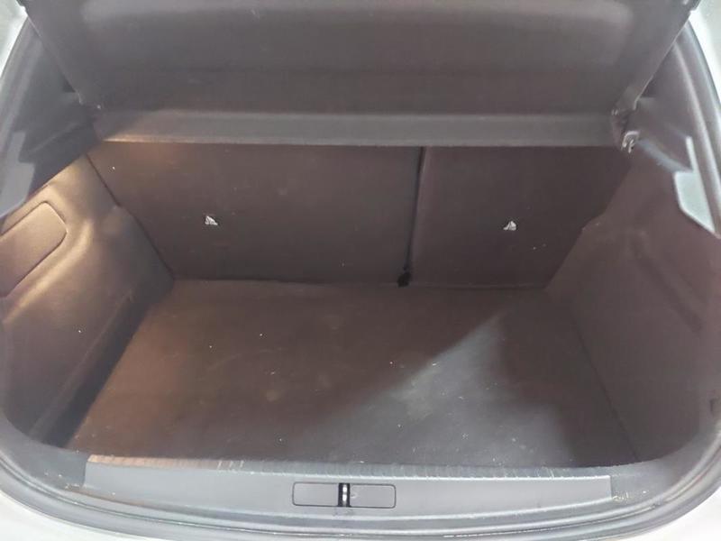 Peugeot 208 Bluehdi 100 s&amp;amp;S Allure Business