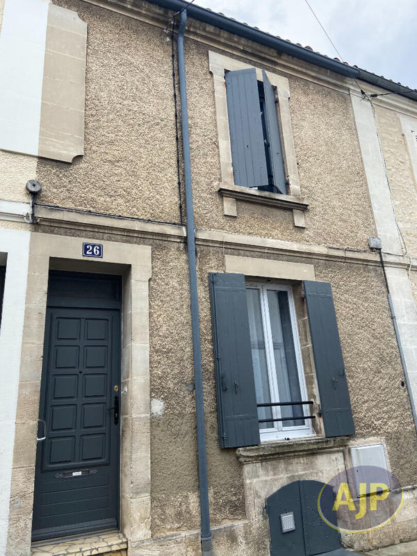 Maison - 106 m² - 3 pièces