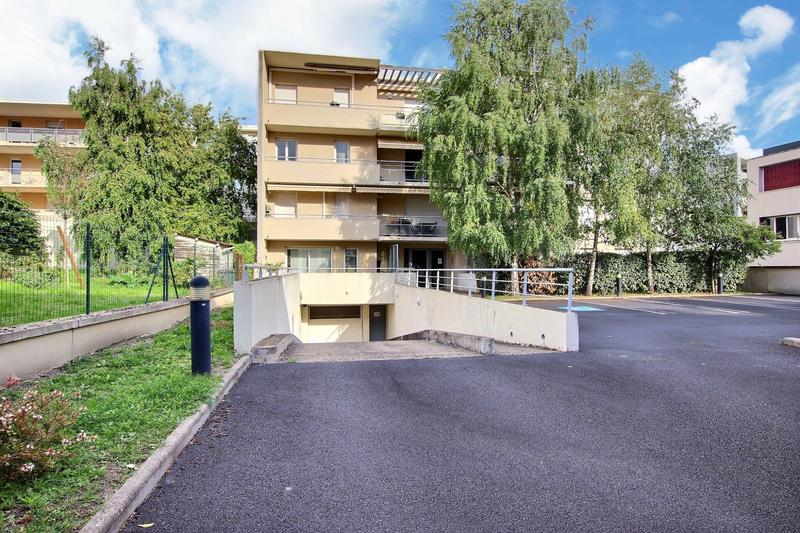 Appartement - 91 m² - 4 pièces