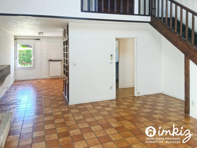 Maison - 151 m² - 6 pièces