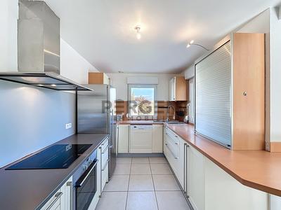 Maison - 155 m² - 6 pièces