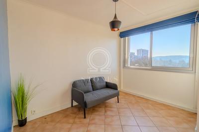 Appartement - 63 m² - 4 pièces