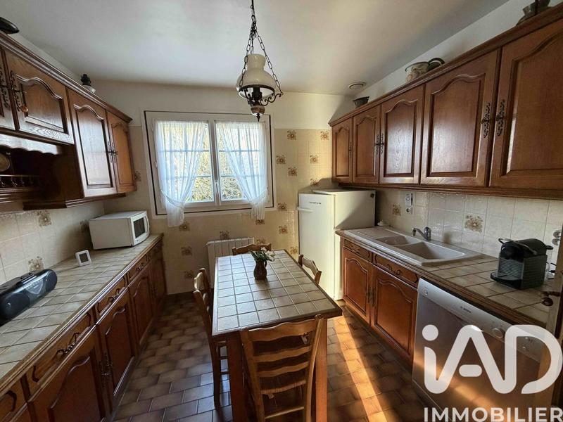 Maison - 90 m² - 5 pièces