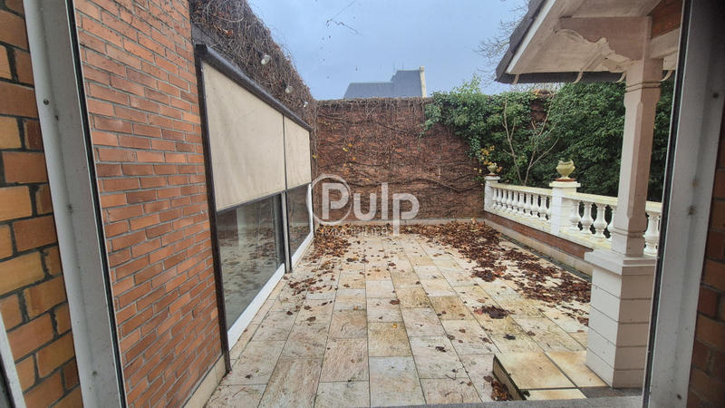 Maison de maîtres - 407 m² - 10 pièces