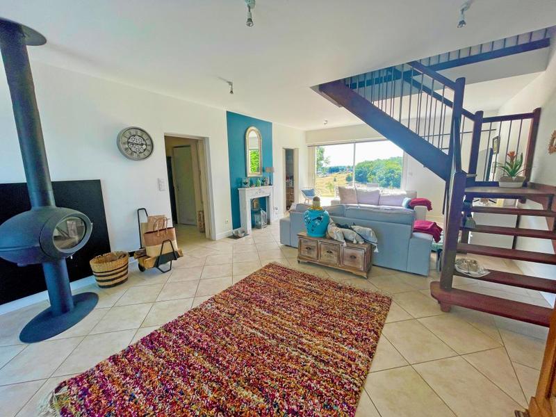 Maison - 91 m² - 3 pièces