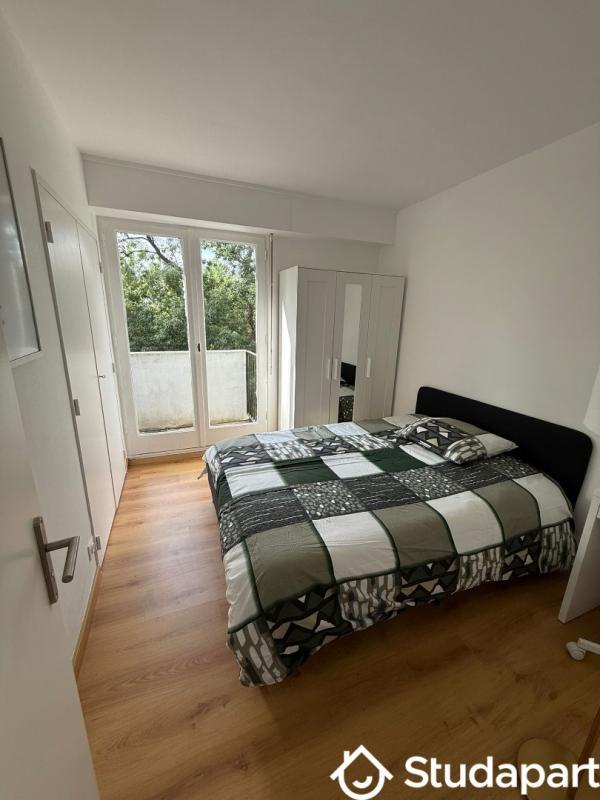 Chambre - 12 m² - 1 pièce