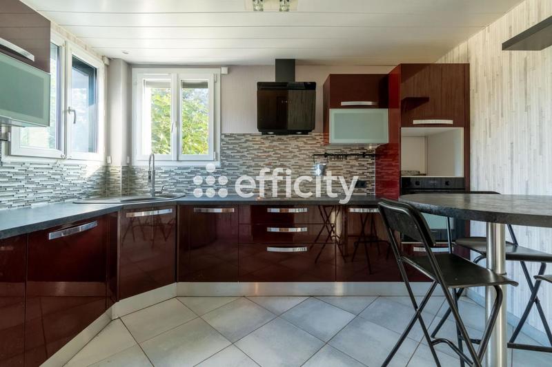 Pavillon - 148 m² - 6 pièces