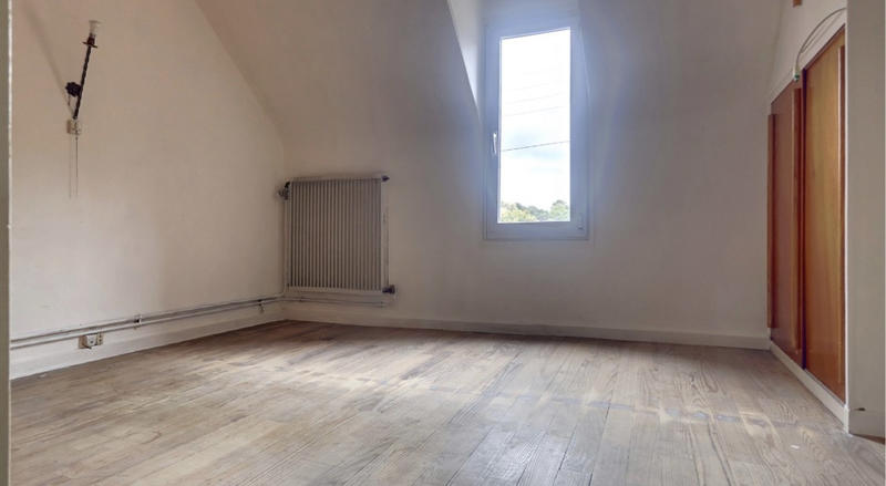 Maison - 94 m² - 5 pièces