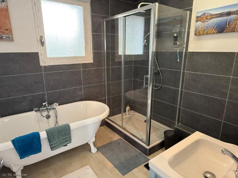 Maison de ville - 100 m² - 5 pièces