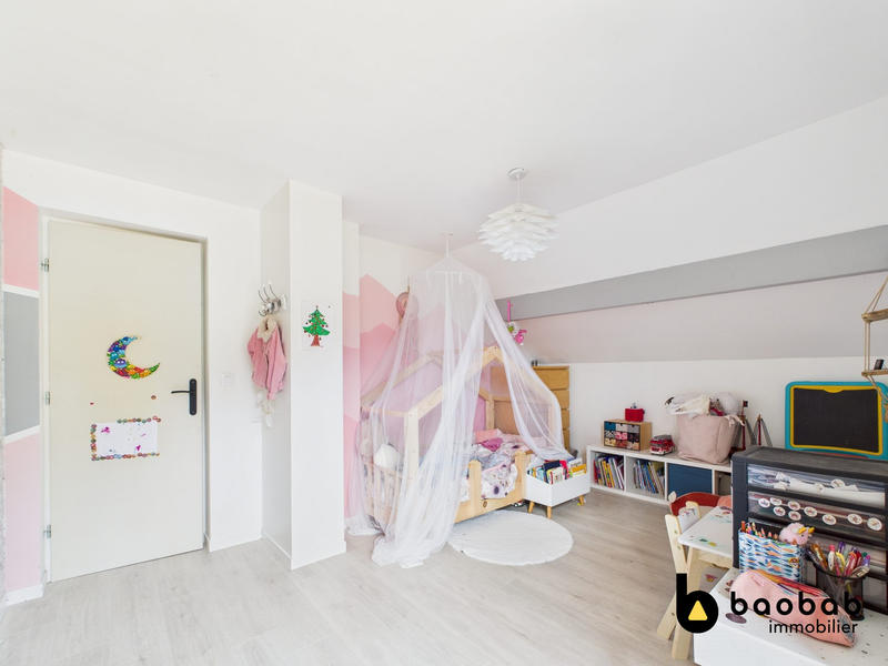 Maison - 95 m² - 4 pièces