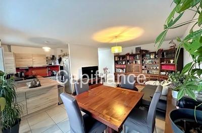 Appartement - 87 m² - 4 pièces