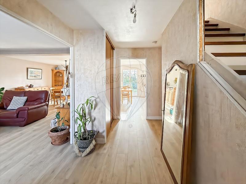 Maison - 97 m² - 5 pièces