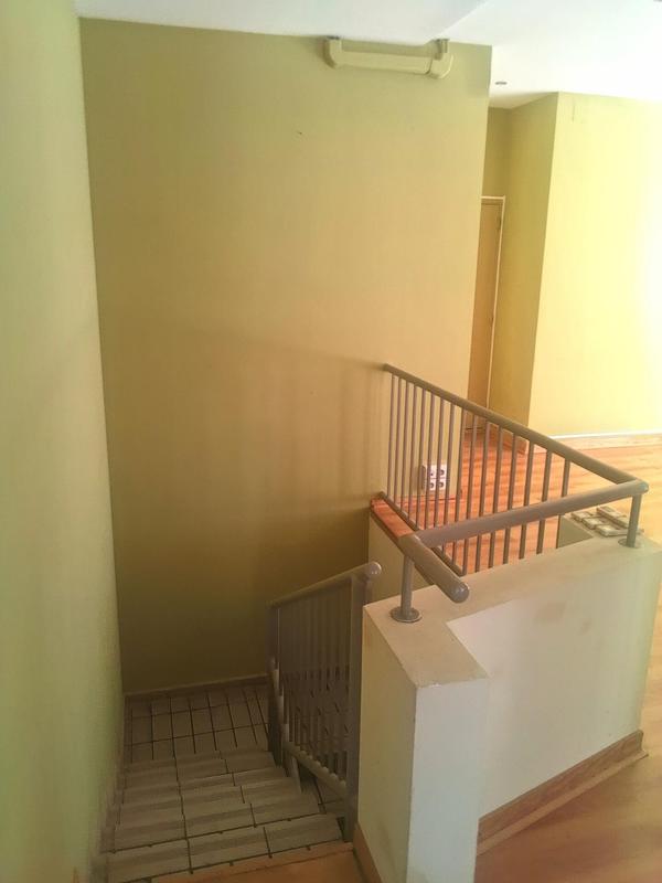 Local commercial - 135 m² - 5 pièces