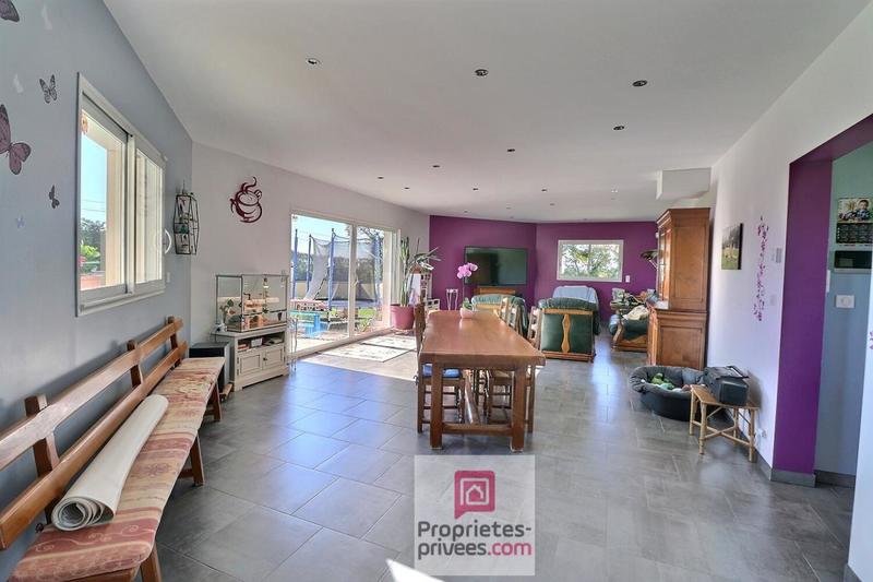 Maison - 157 m² - 8 pièces