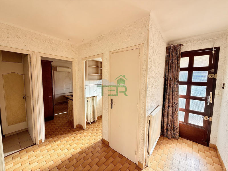 Maison - 191 m² - 6 pièces