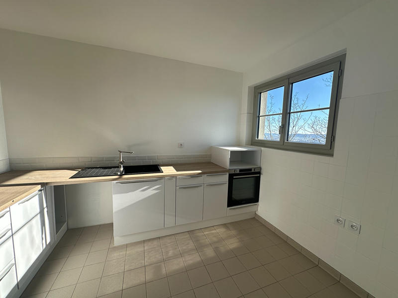 Maison - 327 m² - 13 pièces