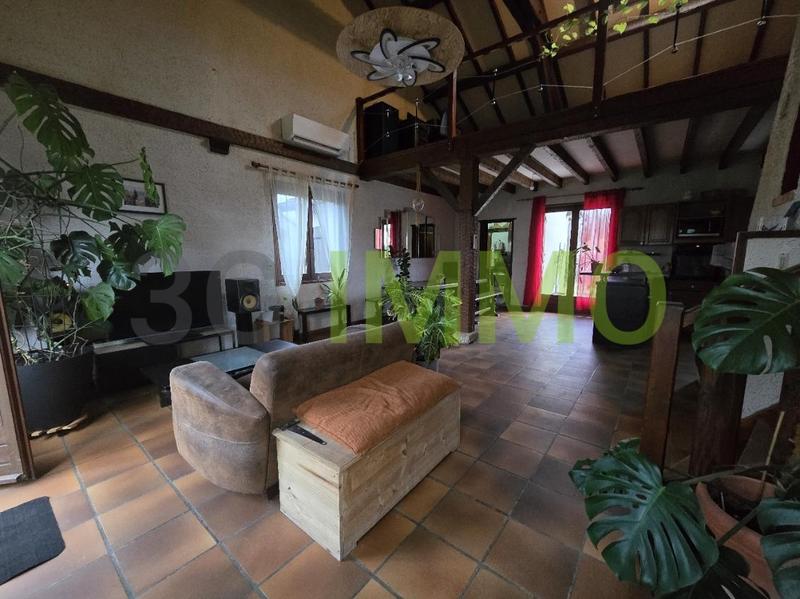 Maison - 108 m² - 4 pièces