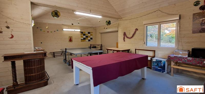 Propriété - 122 m² - 6 pièces