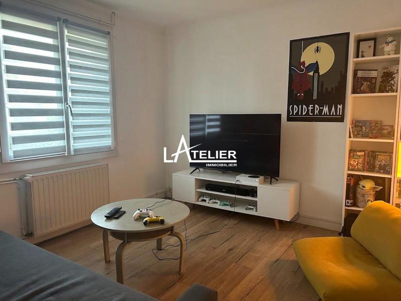 Maison - 181 m² - 7 pièces