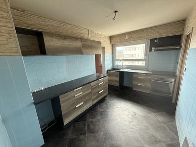 Appartement - 104 m² - 5 pièces