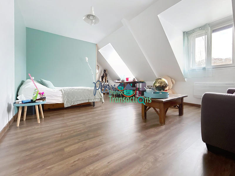 Maison - 236 m² - 7 pièces