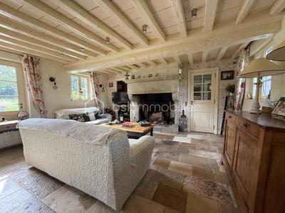 Propriété - 176 m² - 6 pièces