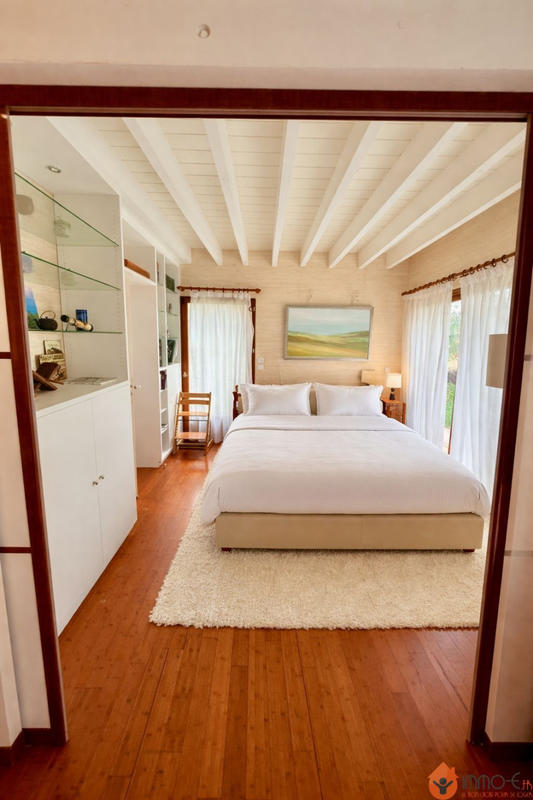 Maison - 261 m² - 7 pièces