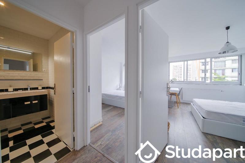 Chambre - 12 m² - 1 pièce