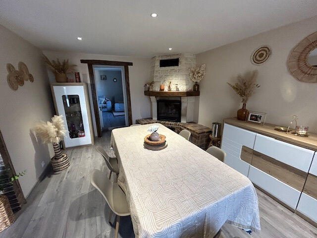 Maison - 93 m² - 5 pièces