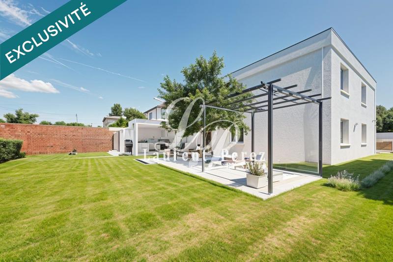 Maison - 178 m² - 8 pièces